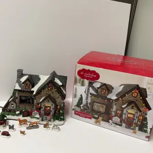St. Nicholas Square SNS Veterinary Hospital Village Set