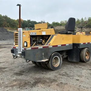 HYSTER 9 WHEEL PNEUMATIC ROLLER SN: 191C-2805Y