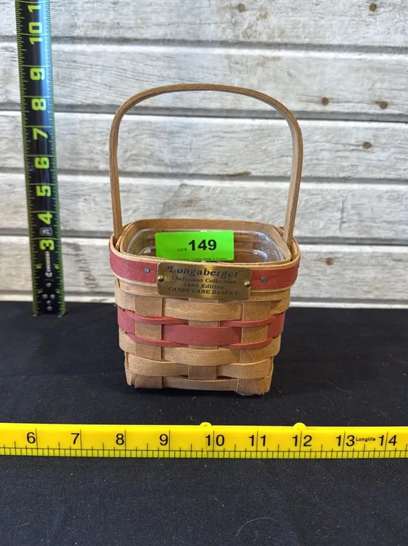 1986 Longaberger Christmas Candy Cane Basket