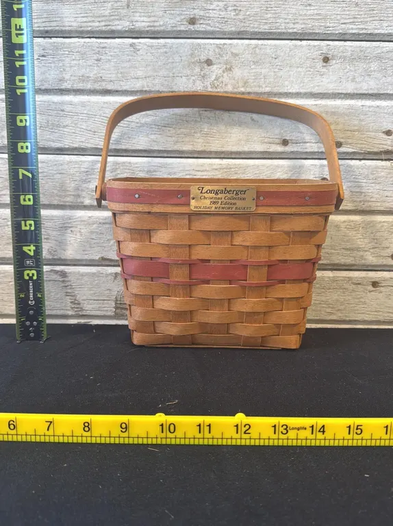 Longaberger 1989 Holiday Memory Basket