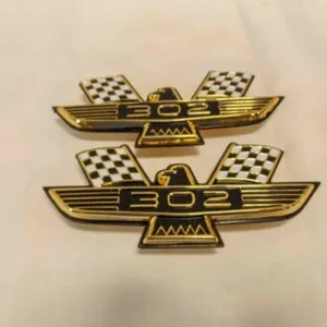 2 Vintage Ford 302 Eagle Performance Fender &