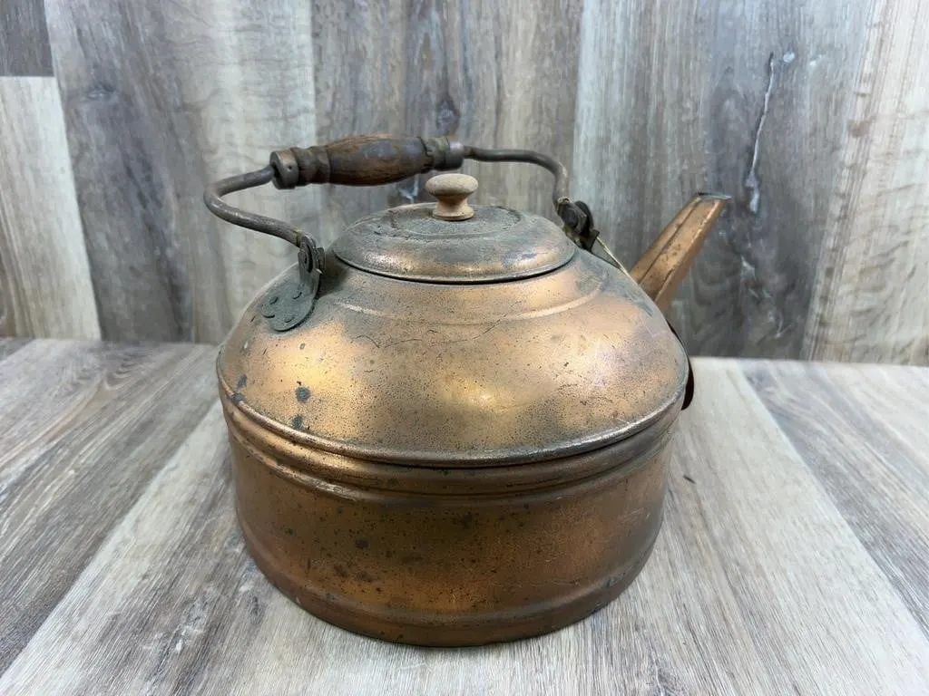 Mann's Patent Buffalo Copper Tea Kettle