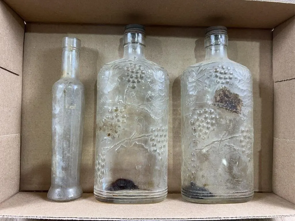 Clear Glass Grape Motif Flask Bottles