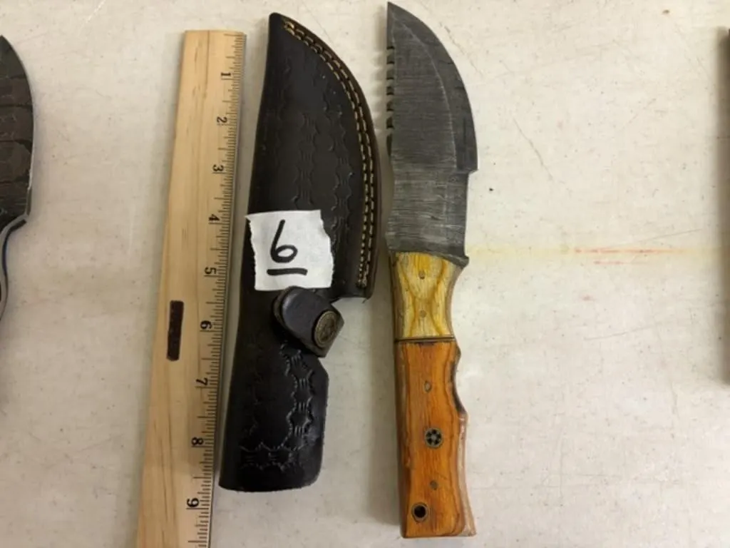 KNIFE