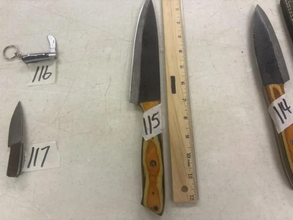 KNIFE