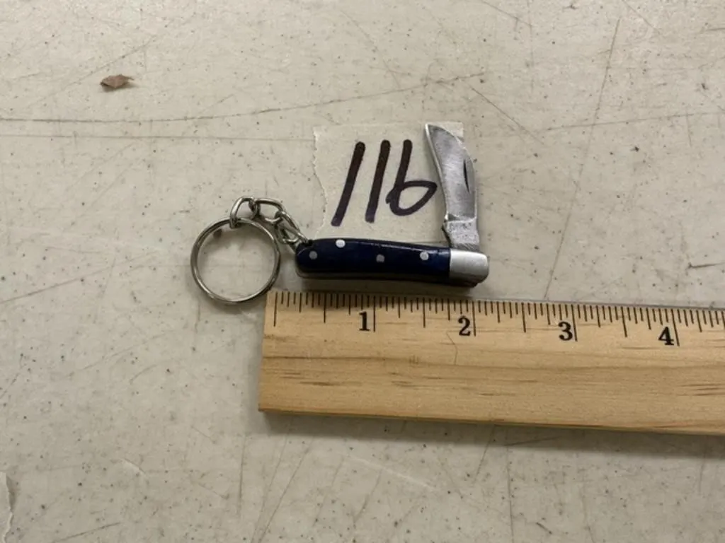 KNIFE KEY CHAIN