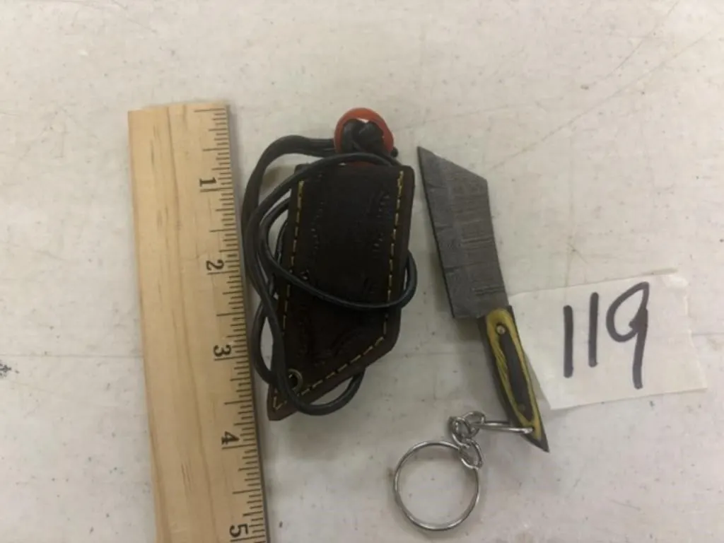 KNIFE KEY CHAIN