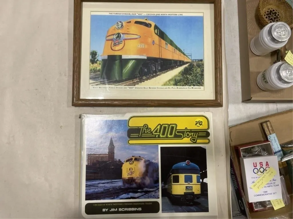 North Western Streamliner "400" Picture & Book