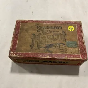 WM Schulenburg Mascot Cigar Box