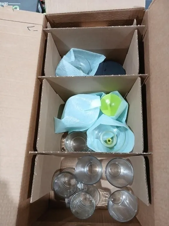 Box assorted glasses / Martini glasses