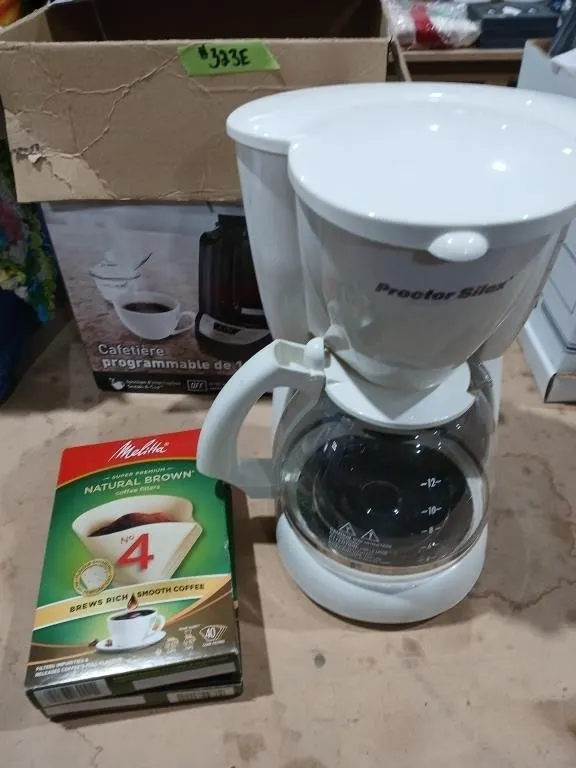 White 12 cup Coffee maker & 2 boxes filters