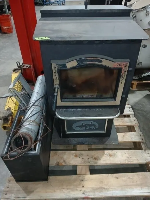 Harman Pellet Stove, burns PC45 corn pellets,