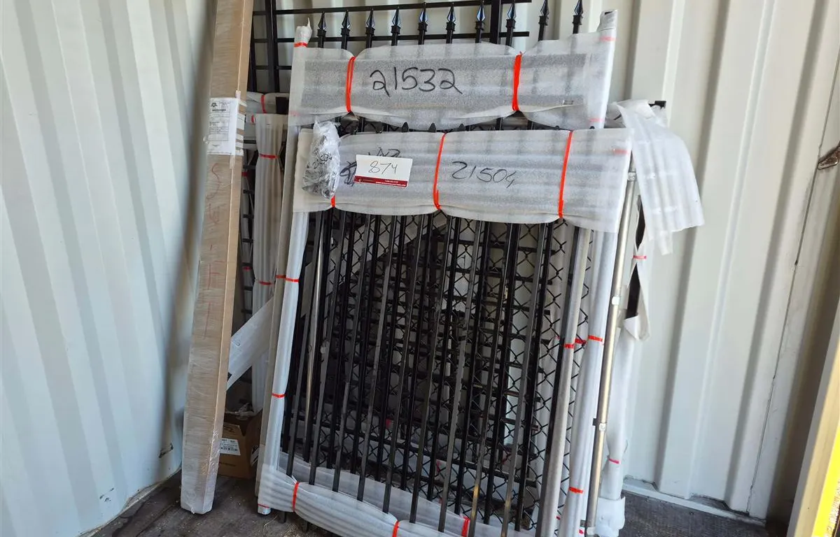 Bundle Of Assorted Gates
UNRESERVED