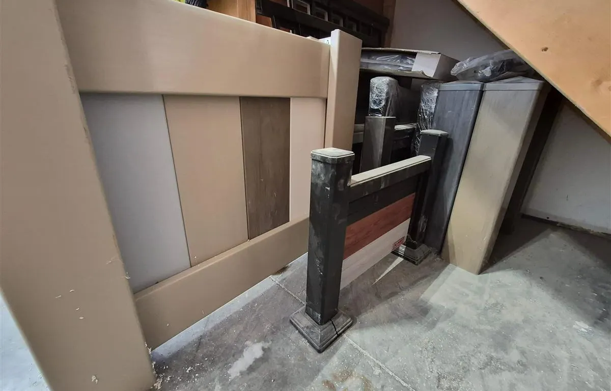 AL-MAR Railing Samples
UNRESERVED