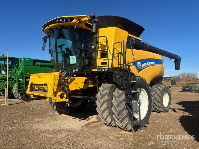 2020 New Holland CX8.80 Combine Harvester