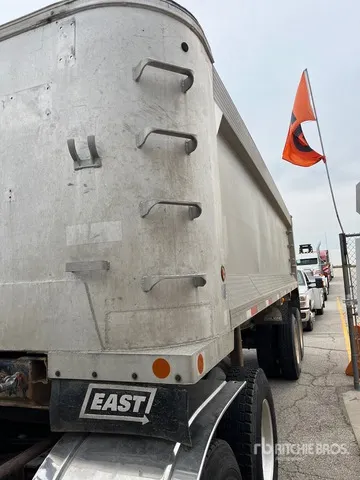 1998 Trail King End Dump Trailer