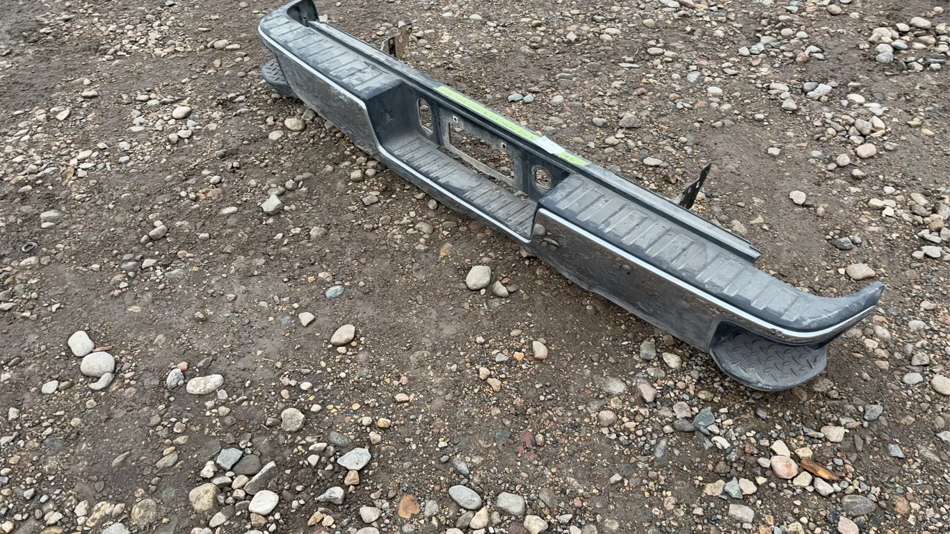 2016-19 GM - Bright Chrome Rear Bumper Kit