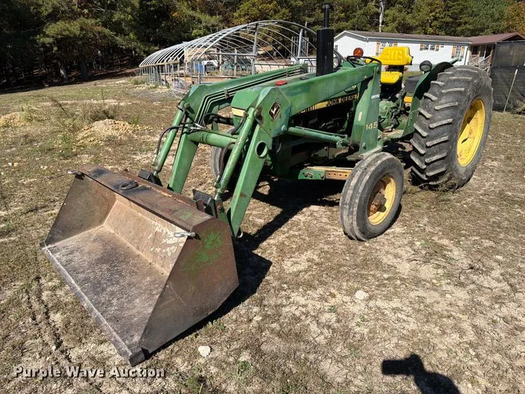 1981 John Deere 2240 tractor