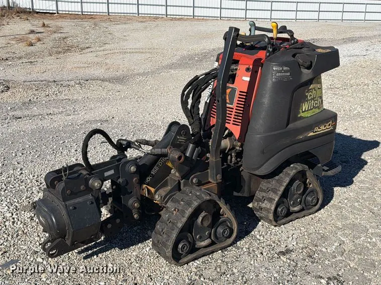 2016 Ditch Witch R300 cable plow