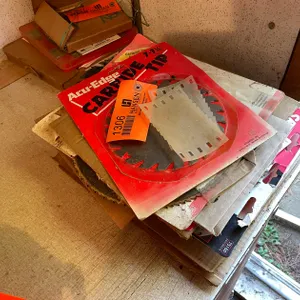 Assortment of Circular Saw Blades