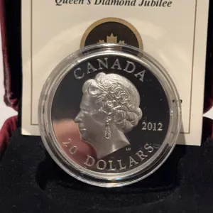 2012 RCM $20 Silver Queen's Diamond Jubilee Coin