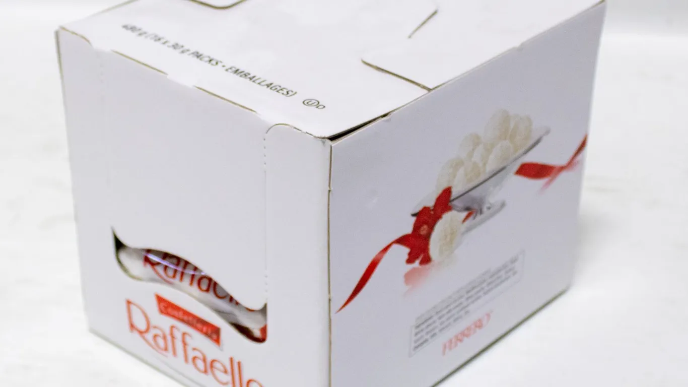 CASE WITH 16 3 PACKS (48 TOTAL) FERRERO RAFFAELLO