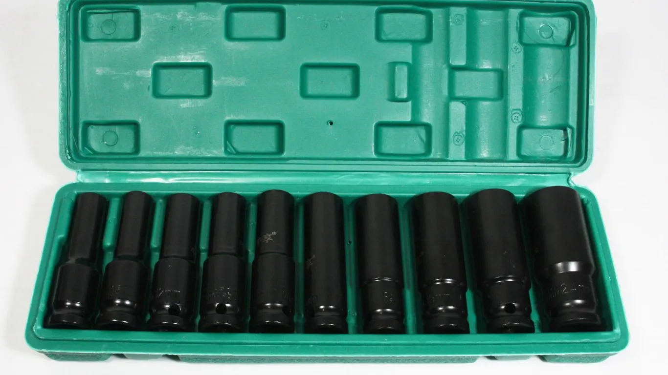 NEW GENERIC HEAVY DUTY DEEP SOCKET SET