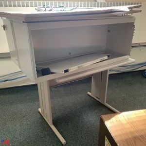 Modular Desk Unit with Multiple Overhead Units