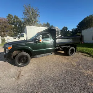 2013 Ford F-350 Super Duty Dump Truck