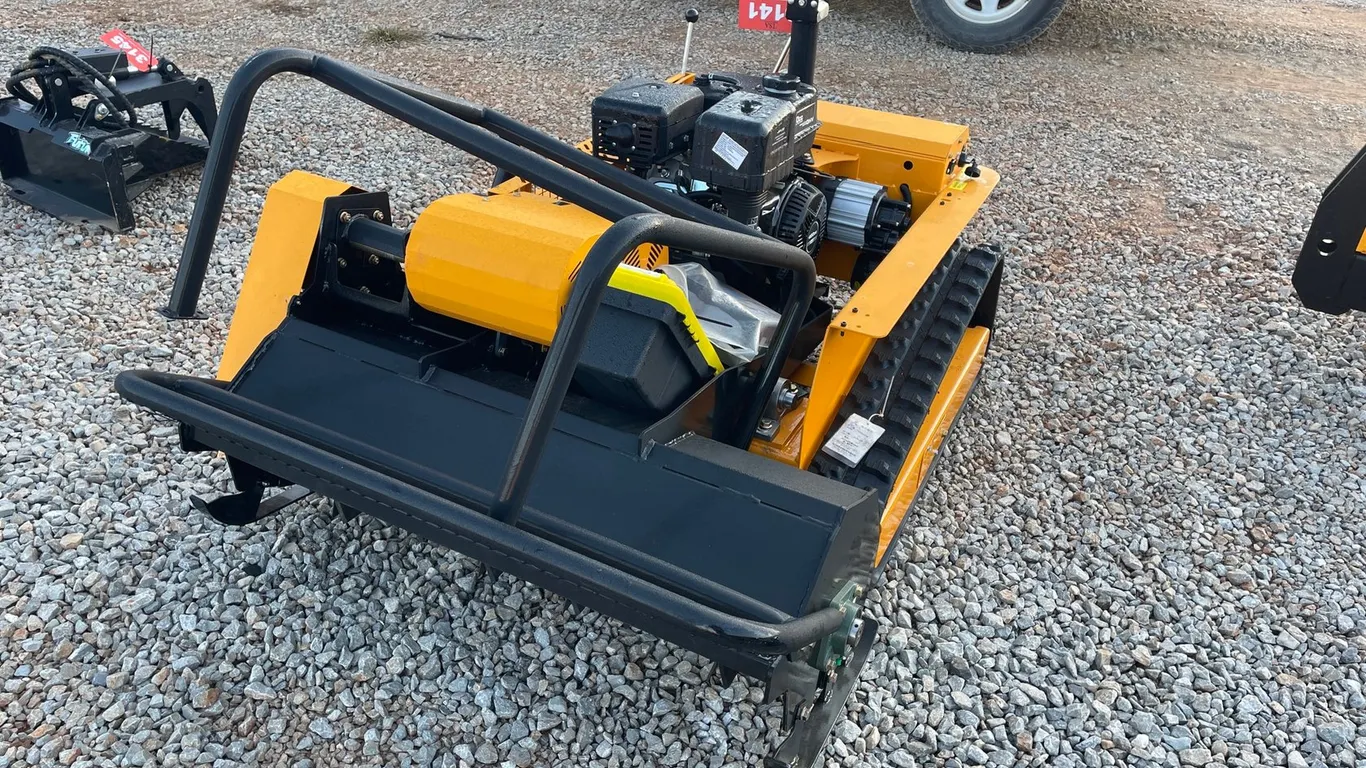 Unused Future LM1000Q Lawn Mower