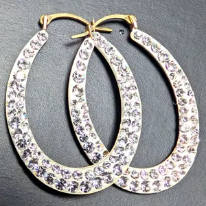 10K(1.3G),  CRYSTAL BALL EARRING, SUGGESTED RETAIL VALUE $910