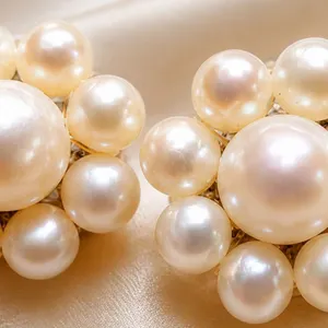 14K(1G),  F.W.PEARL  EARRING, SUGGESTED RETAIL VALUE $320