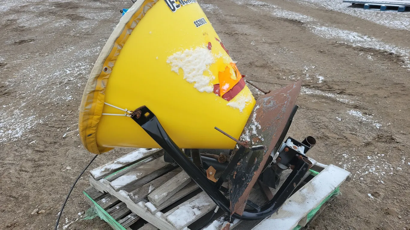 Fertilizer speader w/3 point Hitch