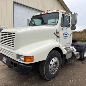 1996 International 8000 Series Semi Truck