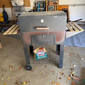 New Braunfels Charcoal Grill