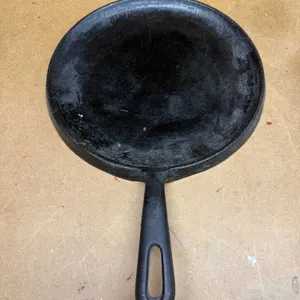 Cast Iron Skillet China