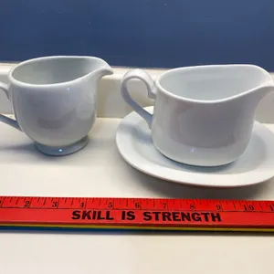 Corning Ware Creamer and Gravy Boat with Underplate