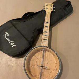 Kmise Banjo Ukulele With Gig Bag