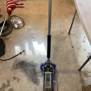 Pittsburgh 1.5-Ton Steel Floor Jack in Blue Finish