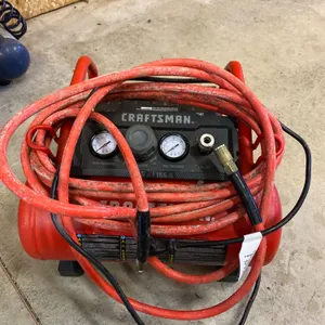 Craftsman 3-Gallon 155 PSI Air Compressor With Hoses