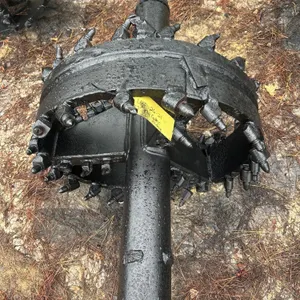 32" bi-faced fly cutter reamer. Horizontal directional drilling (HDD) reamer featuring bi-faced cutting structure equipped with carbide cutting teeth 