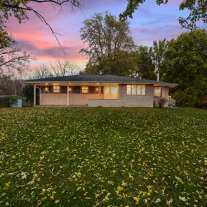 W244N4454 Swan Rd. Pewaukee, WI 53072