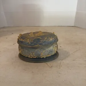 Incolay Stone Jewelry Holder