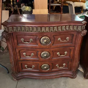 40" w x 20" d x 37"h Chest Of Drawers