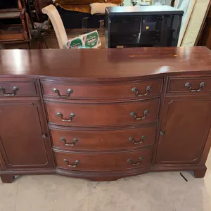 62" w x 22" d x 36" h Dresser
