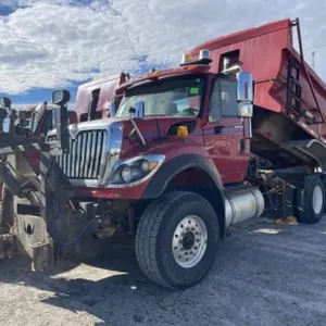 2009 International 7600 U Body Viking 9438 Hours