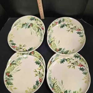 8 Stoneware dinner plates, Winter Botanical design