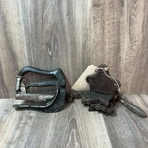 Cast Iron Pipe Vise & Glazier Point Driver