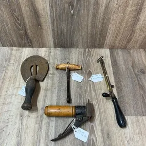 Specialty Hand Tools: Dental Key & Magnetic Comb