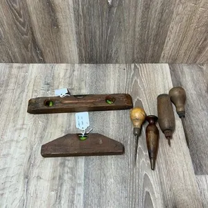 Wooden Pocket Levels & Hand Tools Collection